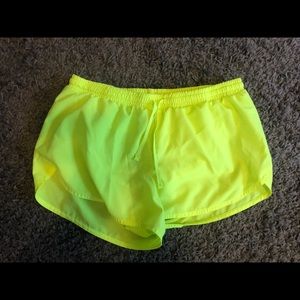 Old Navy Active shorts